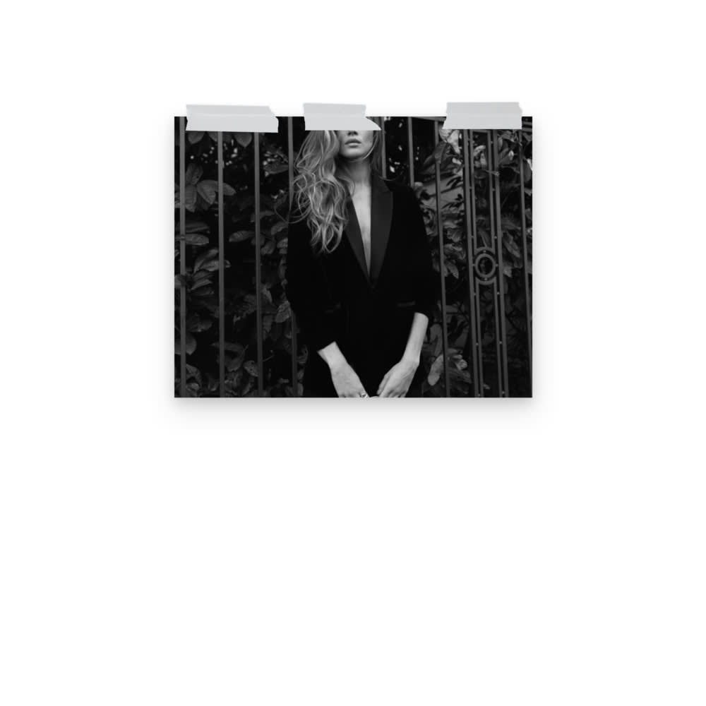 Noir Elegance, front 3 mockup