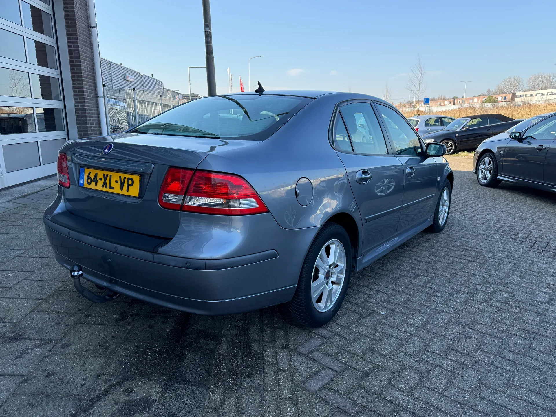 SAAB 9-3 - Thumbnail 4