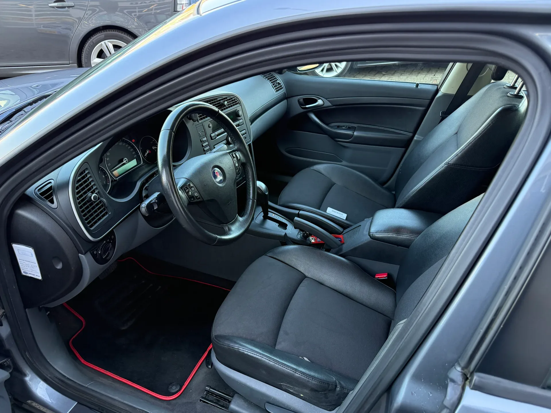 SAAB 9-3 - Thumbnail 10