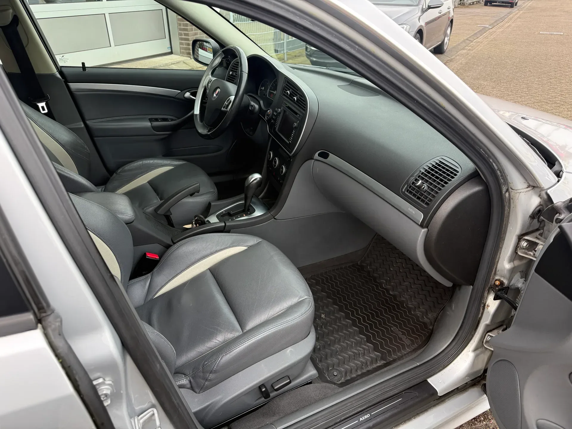 SAAB 9-3 - Thumbnail 17