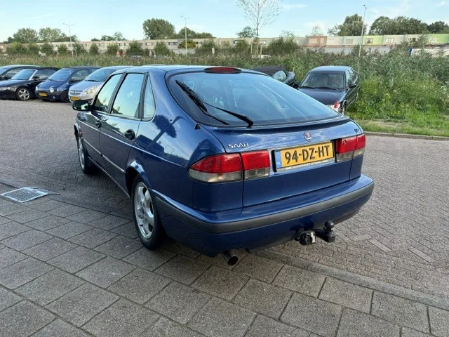 SAAB 9-3 - Thumbnail 4