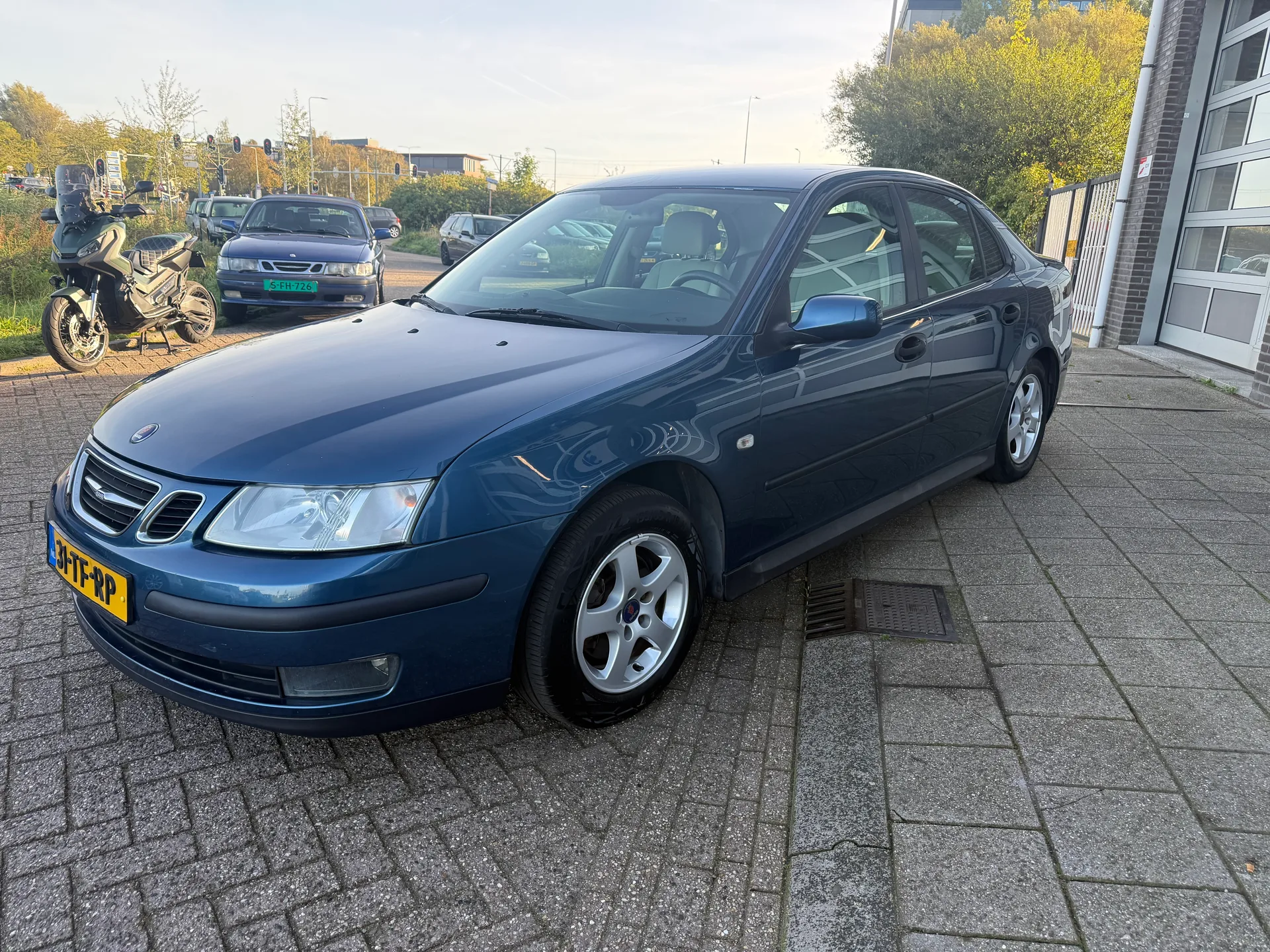 SAAB 9-3 - Thumbnail 3