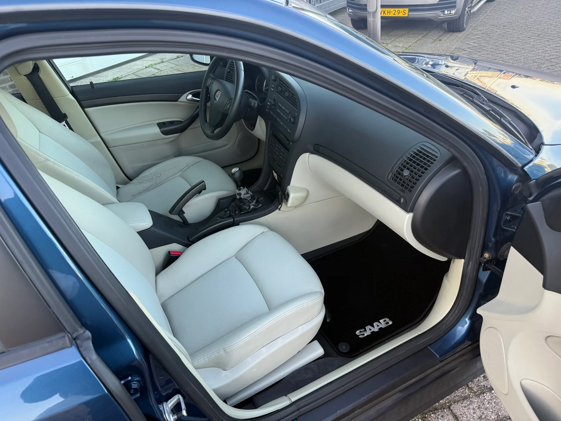 SAAB 9-3 - Thumbnail 9
