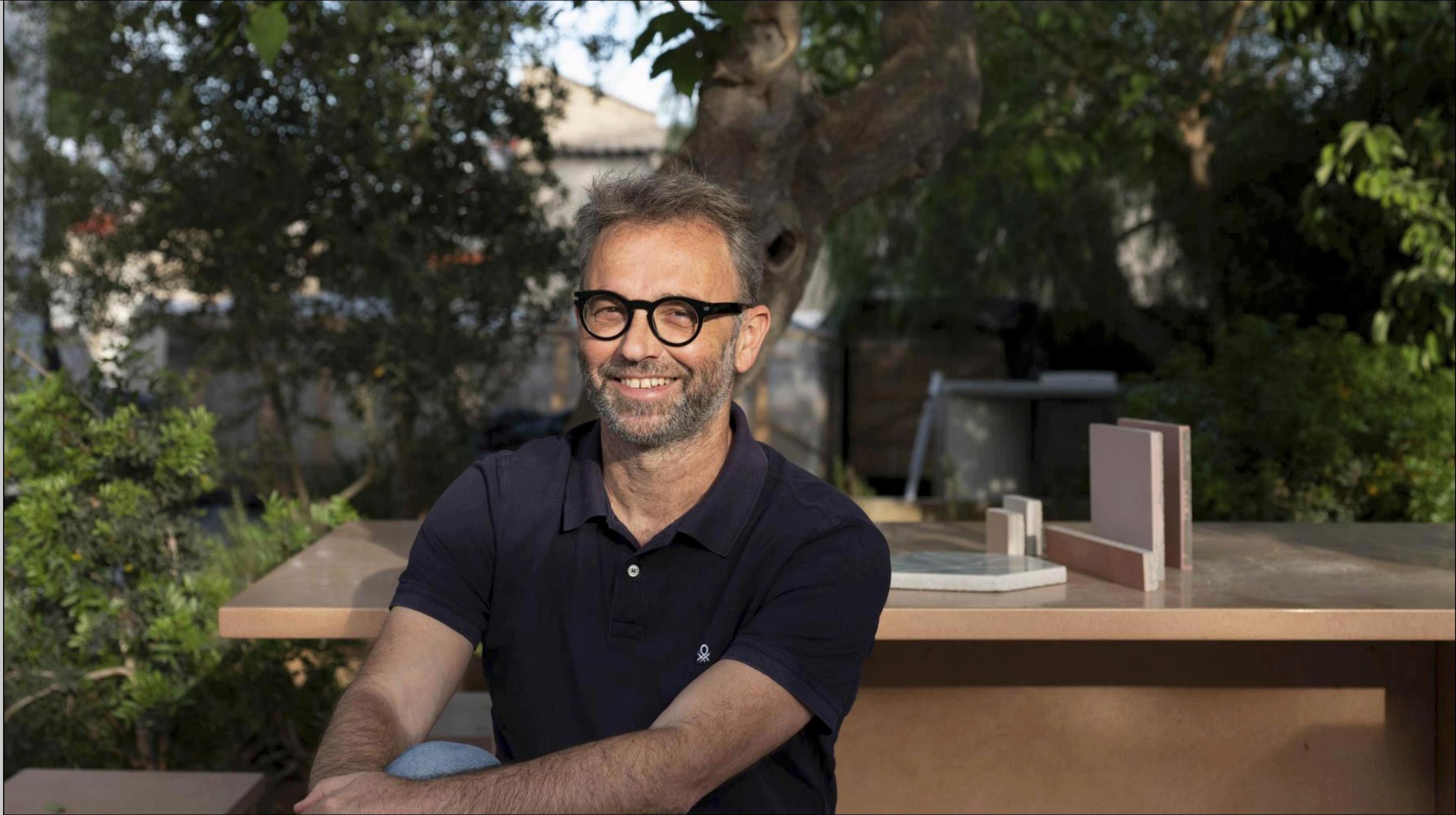 MEET HUGUET Fantastic Frank