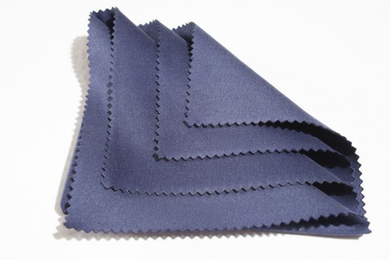 microfibre cloth for cleaning electronics laptop