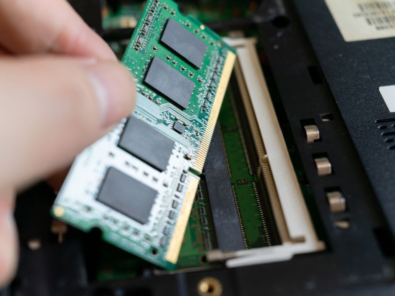Step-by-Step Guide to Upgrading Computer RAM - Safemode Computer Service