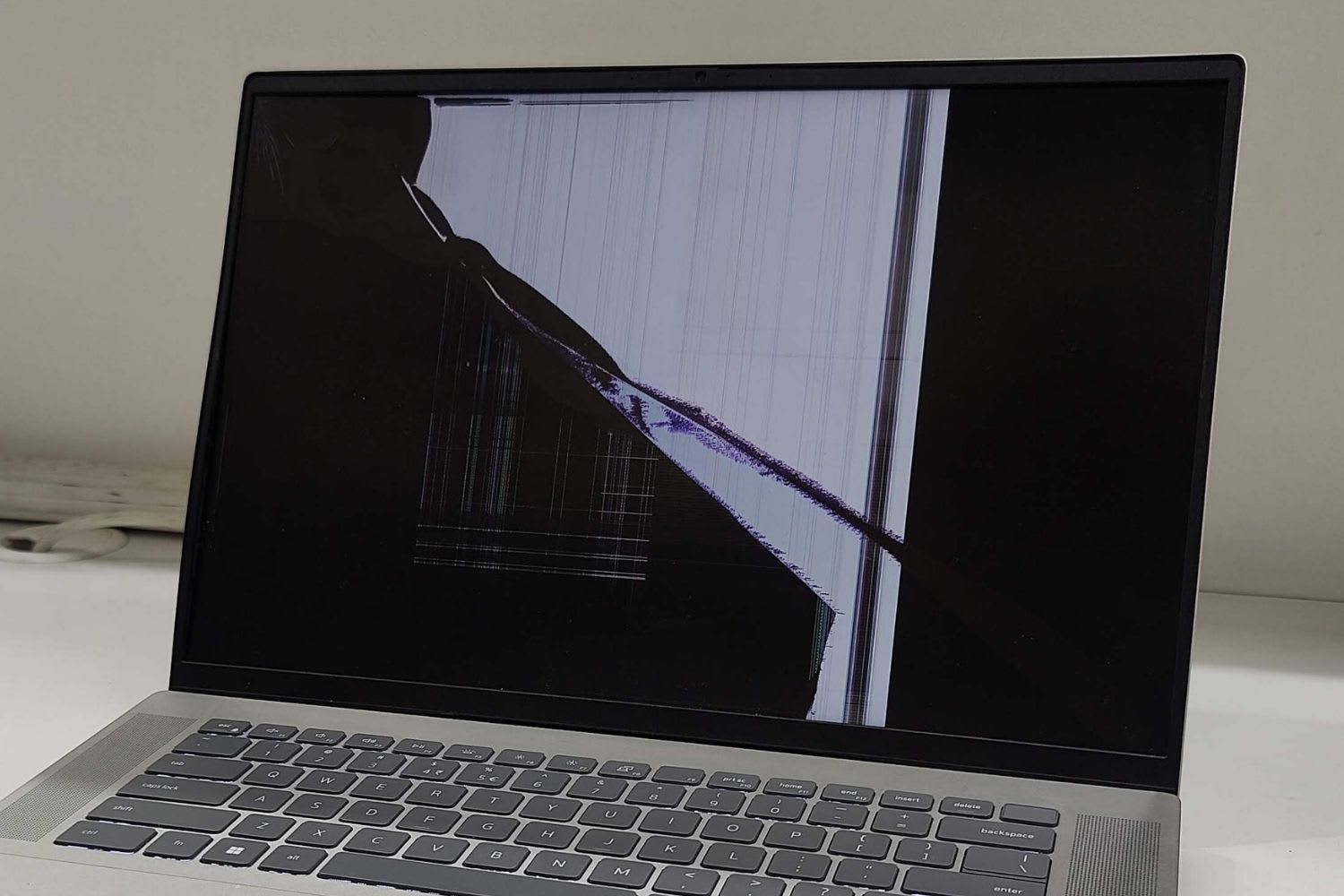 dell computer broken screen
