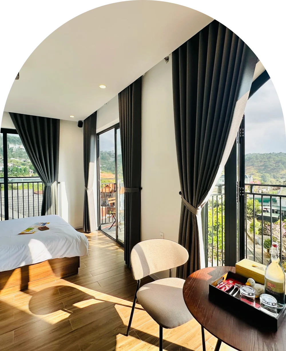 DELUXE STUDIO WITH BATHTUB