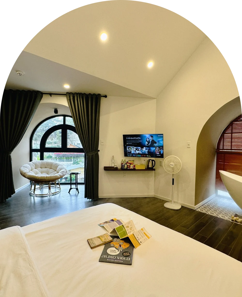PREMIER DOUBLE ROOM WITH BATHTUB