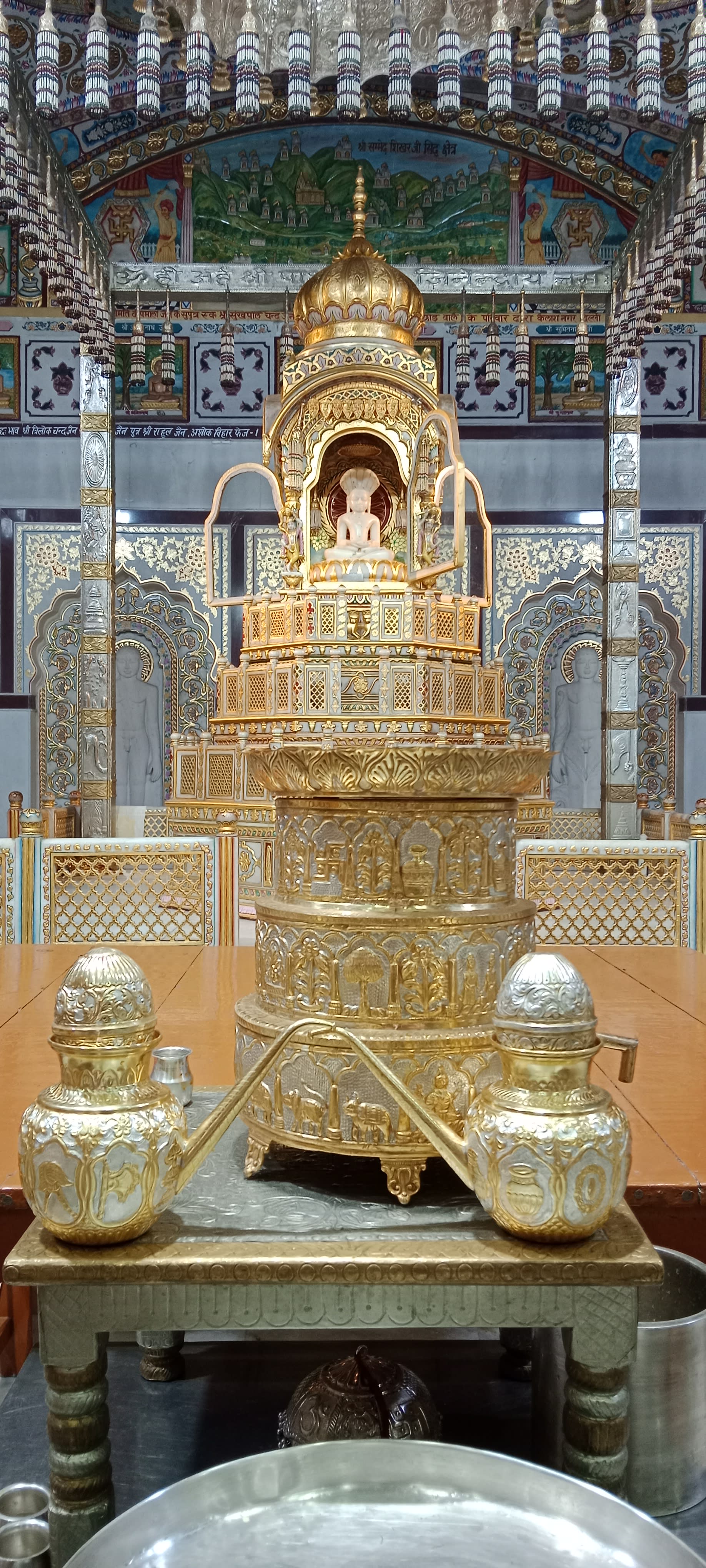 SHRI 1008 PARSHVNATH BHAGWAN