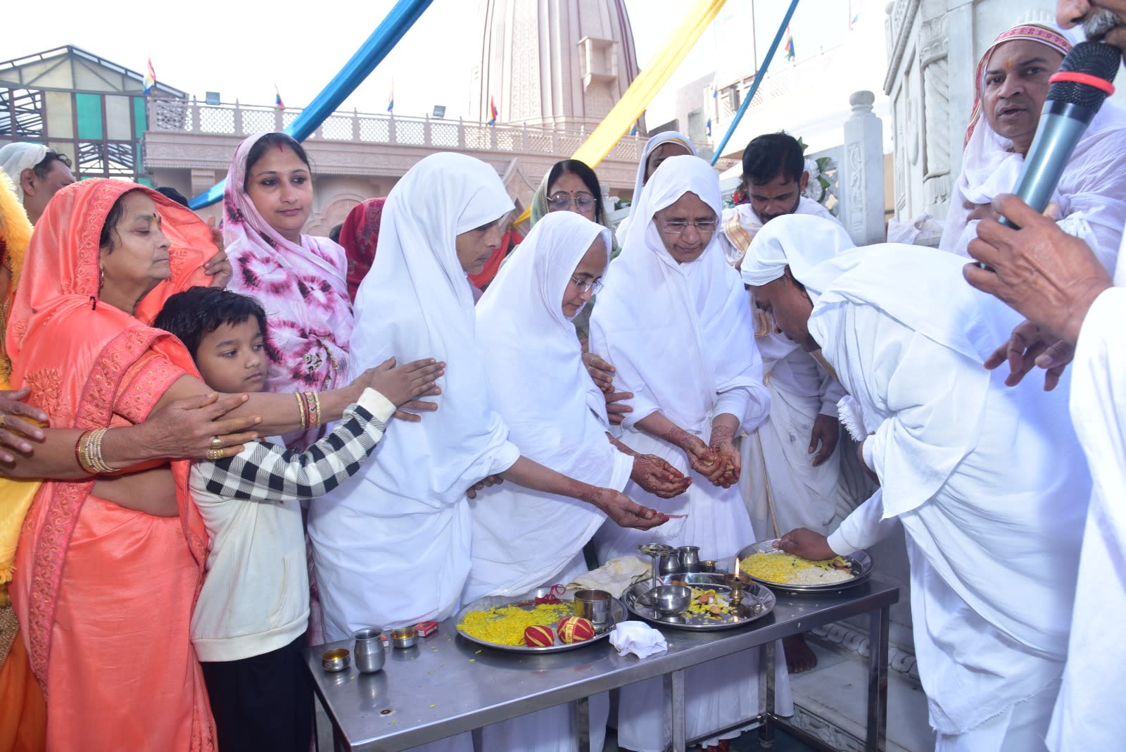 ध्वजारोहण 