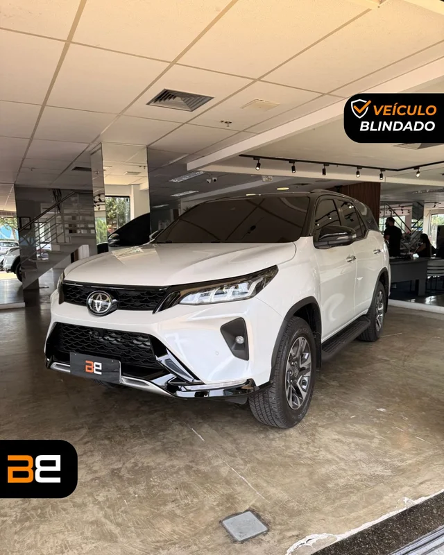 TOYOTA TOYOTA HILUX SW4 2.8 D-4D TURBO DIESEL DIAMOND 7L 4X4 AUTOMÁTICO 2025/2025 SUV blindado Diesel à venda no Rio de Janeiro | Bela Barra Blindados - foto 3