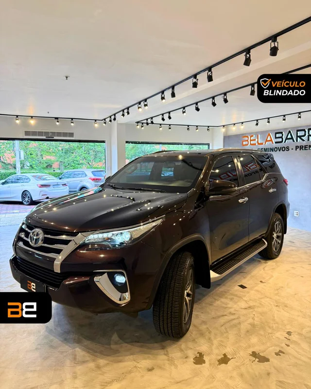 TOYOTA HILUX SW4 2.8 SRX DIAMOND 4X4 7 LUGARES 16V TURBO INTERCOOLER DIESEL 4P AUTOMÁTICO 2019/2020 SUV blindado Diesel à venda no Rio de Janeiro | Bela Barra Blindados - foto 2