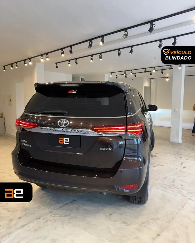 TOYOTA HILUX SW4 2.8 SRX DIAMOND 4X4 7 LUGARES 16V TURBO INTERCOOLER DIESEL 4P AUTOMÁTICO 2019/2020 SUV blindado Diesel à venda no Rio de Janeiro | Bela Barra Blindados - foto 4