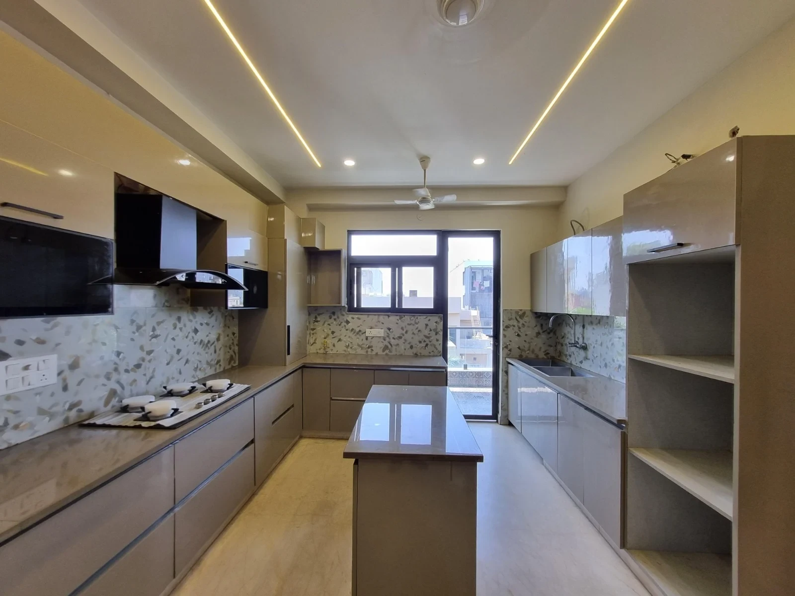 4 BHK Flat for rent in Sector 92, Gurgaon