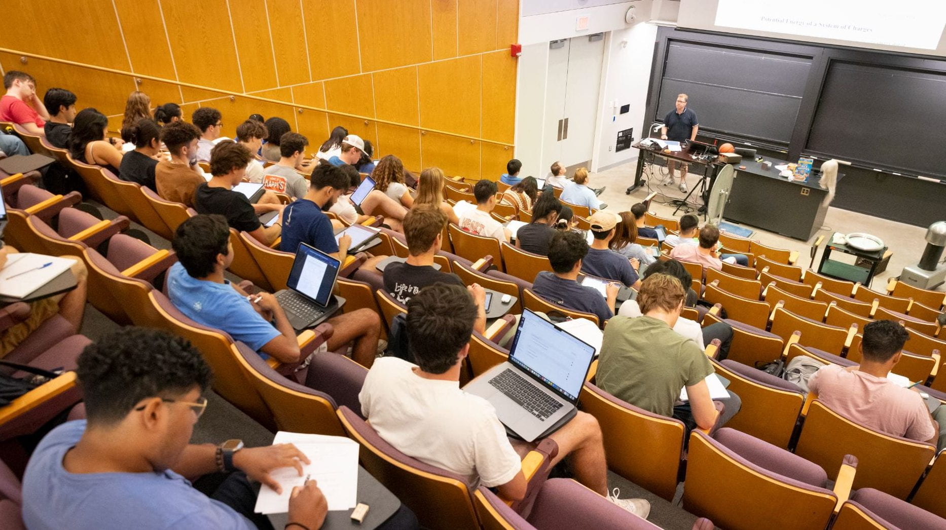 Harvard Caps A's in Elite University Crackdown on Grade Inflation
