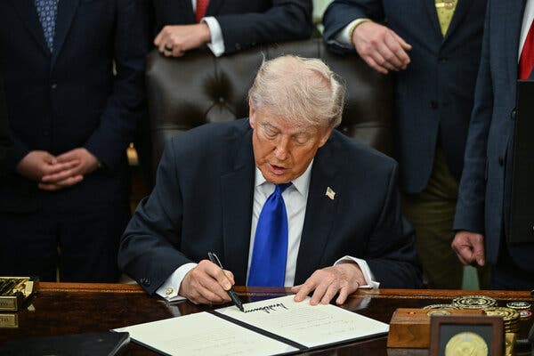 Trump Pauses AI Executive Order, Citing Industry Risk