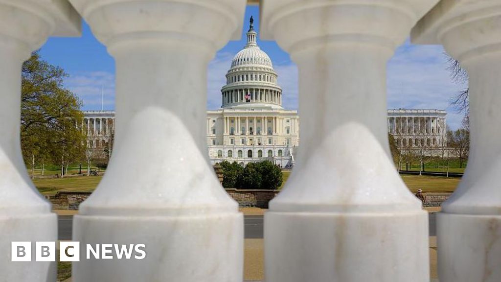 Senate GOP Set to Strip Ballroom Funds From ICE Funding Bill