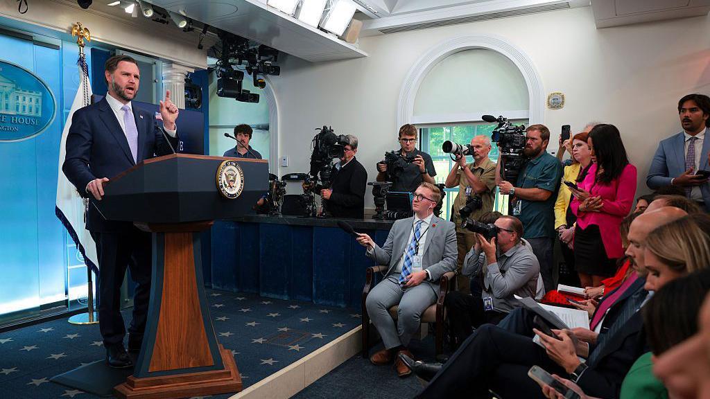 Vance's WHCD Attendance? White House Stays Cagey on RSVP
