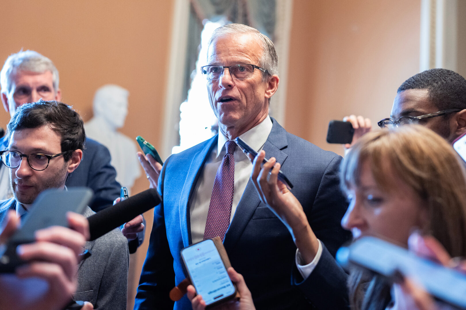 Senate GOP Stalls Reconciliation Vote Over DOJ Fund, Ballroom