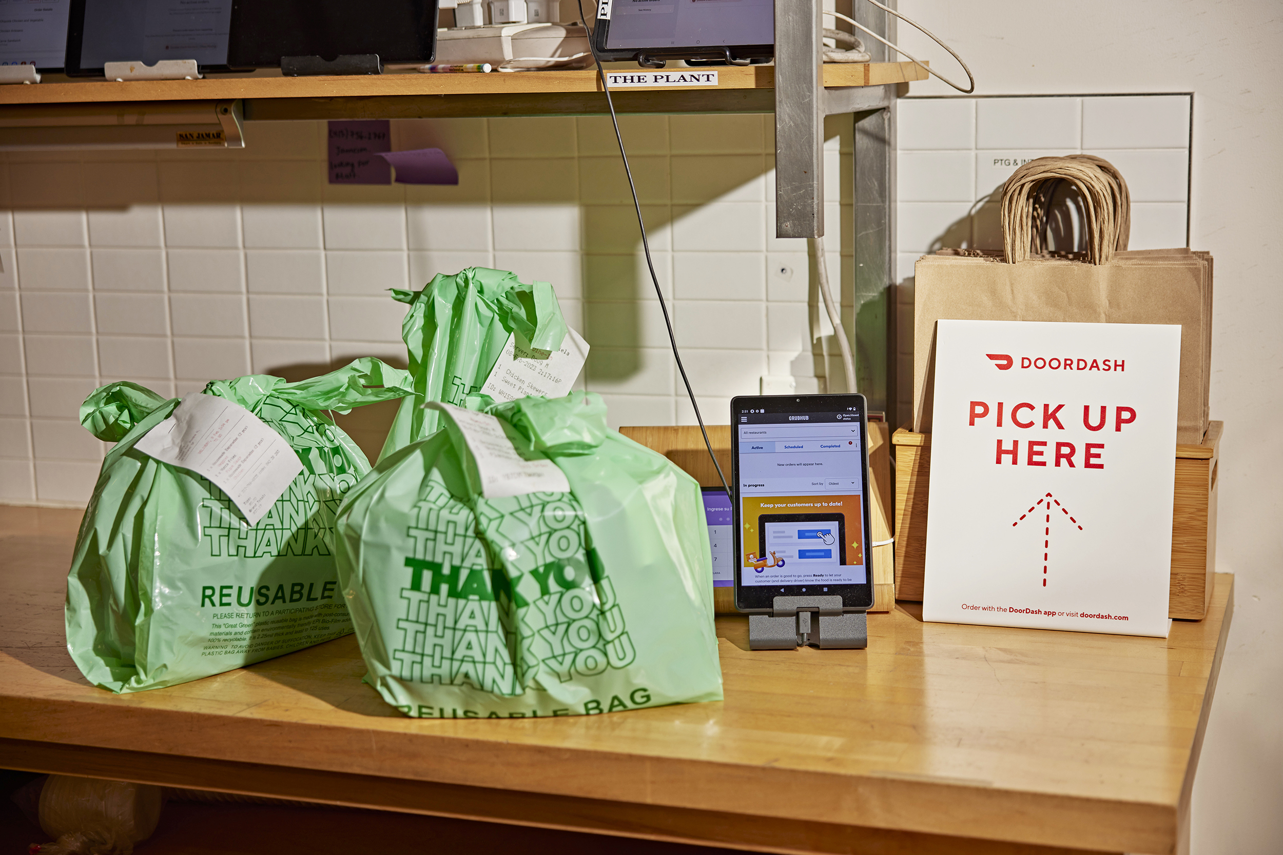 DC Eyes 20-Cent Delivery Fee on DoorDash, Uber Eats Orders
