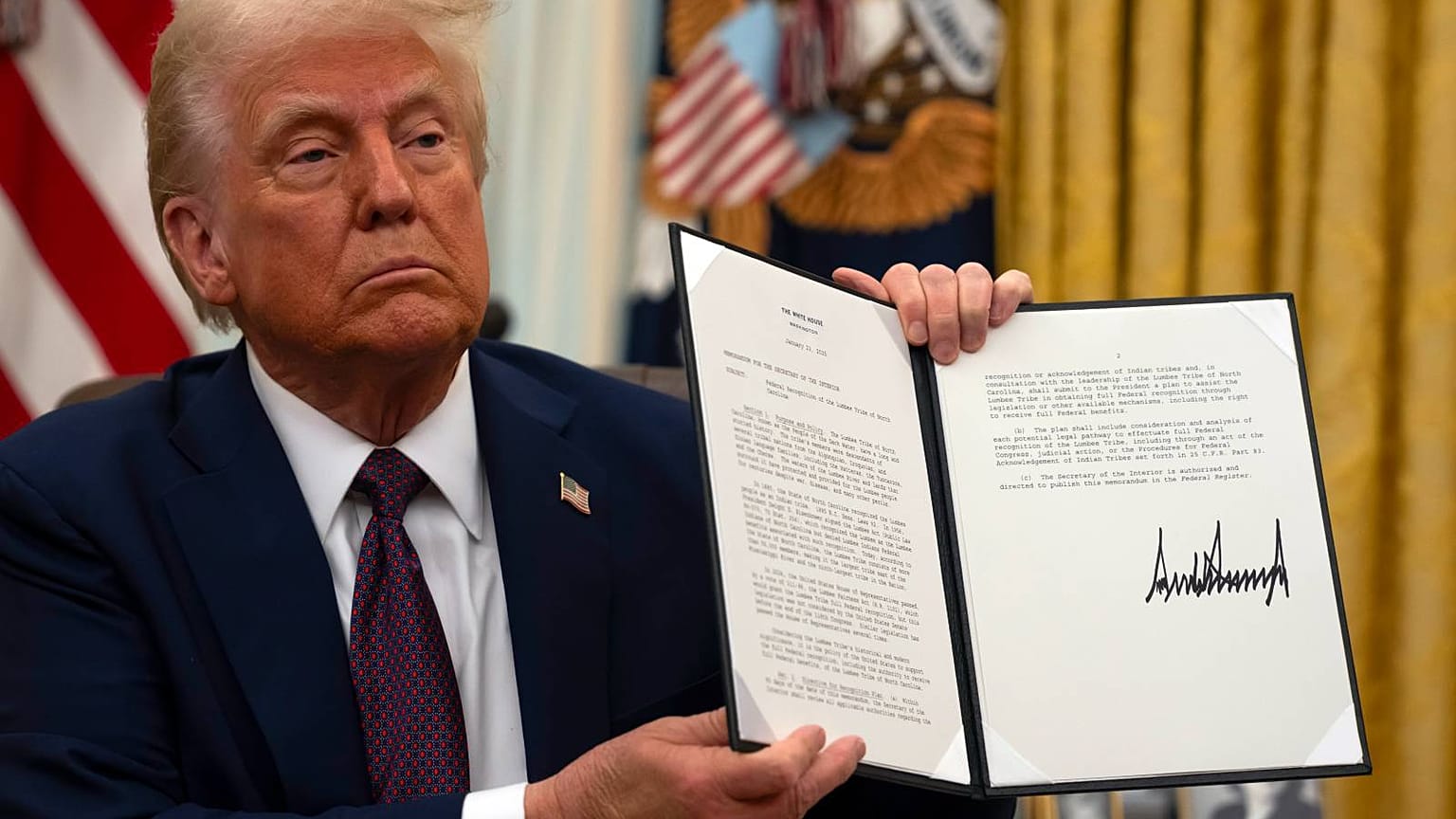 Trump Pulls AI Executive Order Signing, Leaves Tech in Limbo