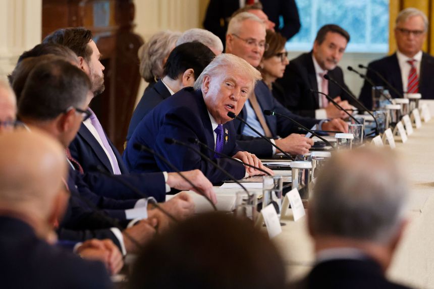 Oil Execs Snub Trump's White House Pitch as 'Uninvestable'