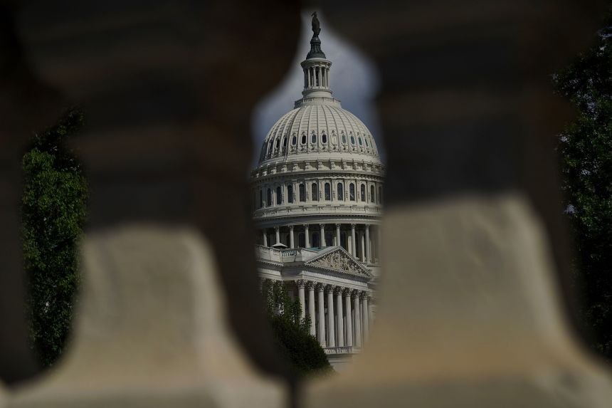 Iran War Powers Clash Sets Up Capitol Hill Showdown