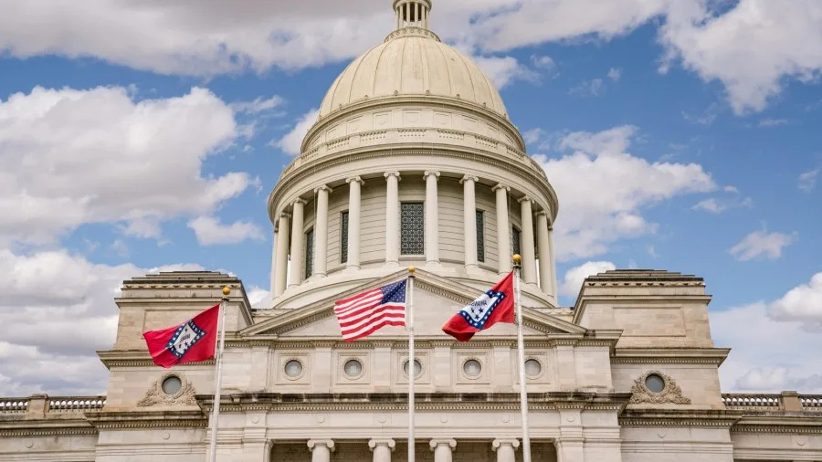 Arkansas Senate Race Splits on Immigration as 2026 Looms