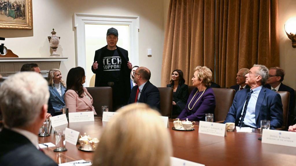 Trump Convenes Cabinet at White House on Jan. 29, 2026