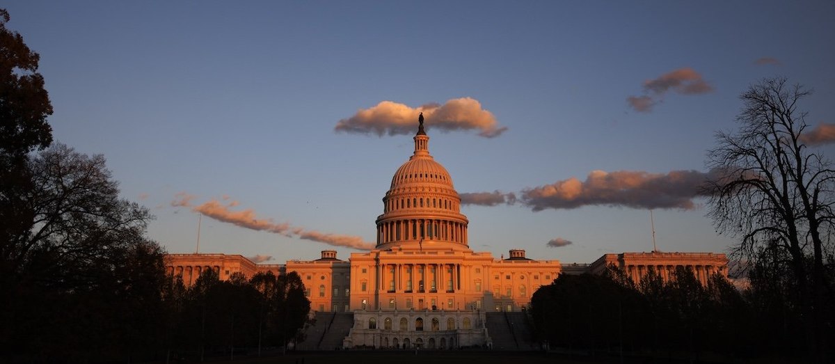 Democrats Lead 2026 Congress Race Despite Twin Party Slump