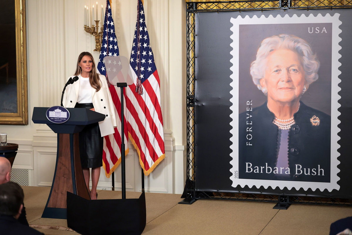 Melania Hijacks White House Event With Surprise Announcement