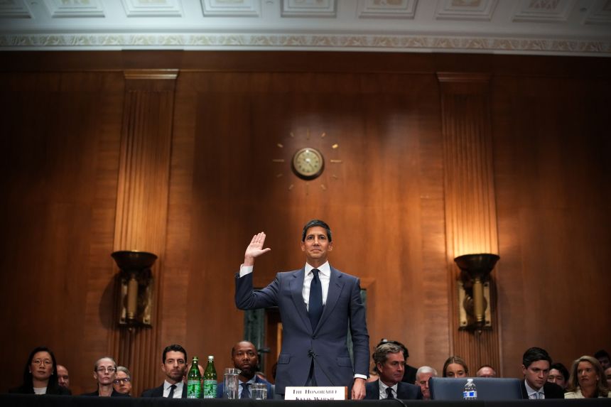 Gabbard Exits, Warsh Takes Fed Helm in DC Power Shuffle