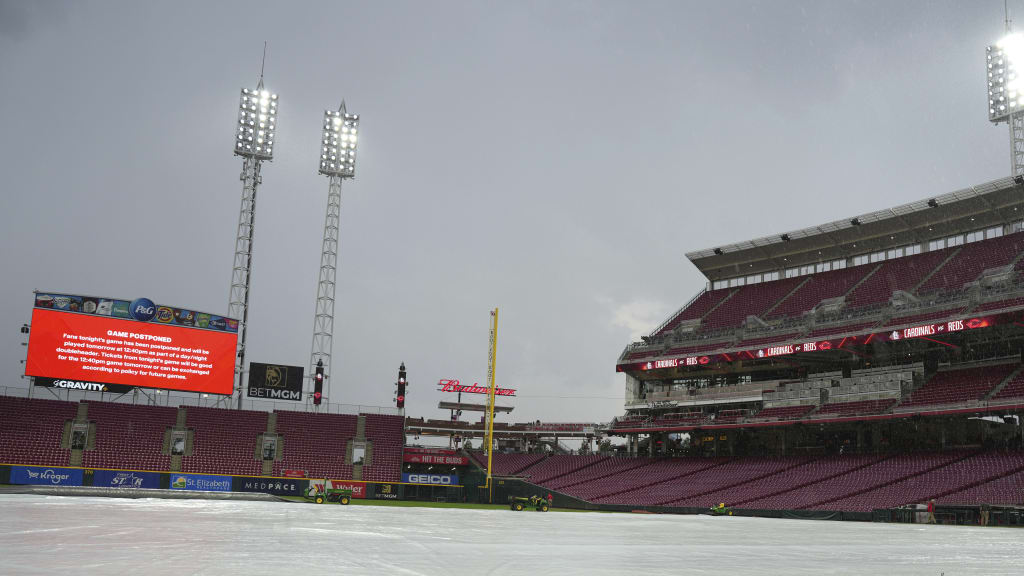 Cardinals-Reds Showdown: NL Central Heat Drifts to DC