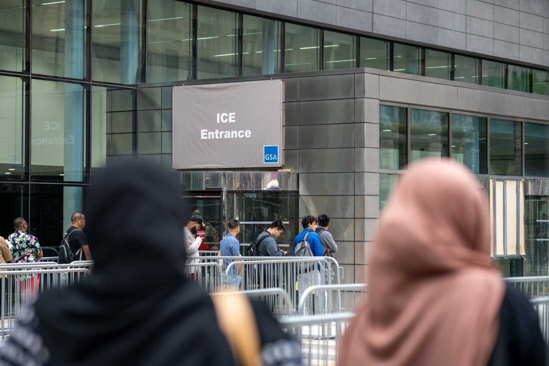 ICE Agents Stake Out NYC Immigration Court Hallways