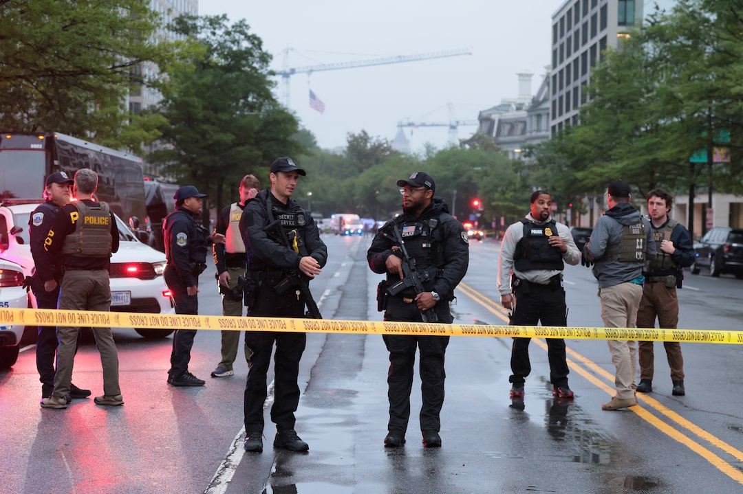 Secret Service Kills Armed Man at White House Checkpoint