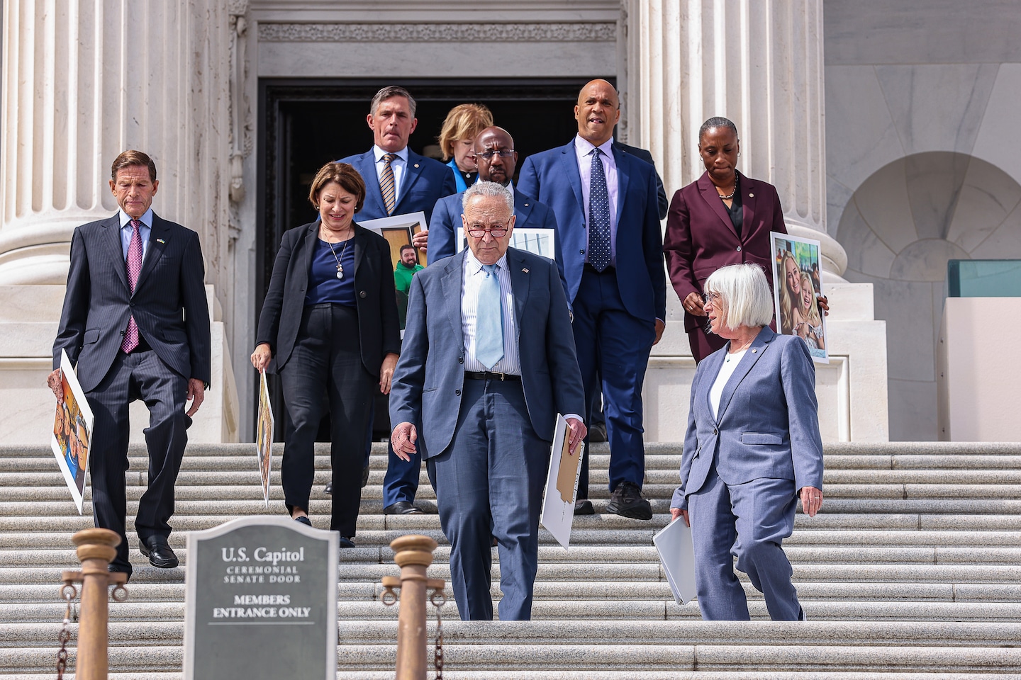 Democrats at a Crossroads: An Urgent Wake-Up Call for Party Leaders