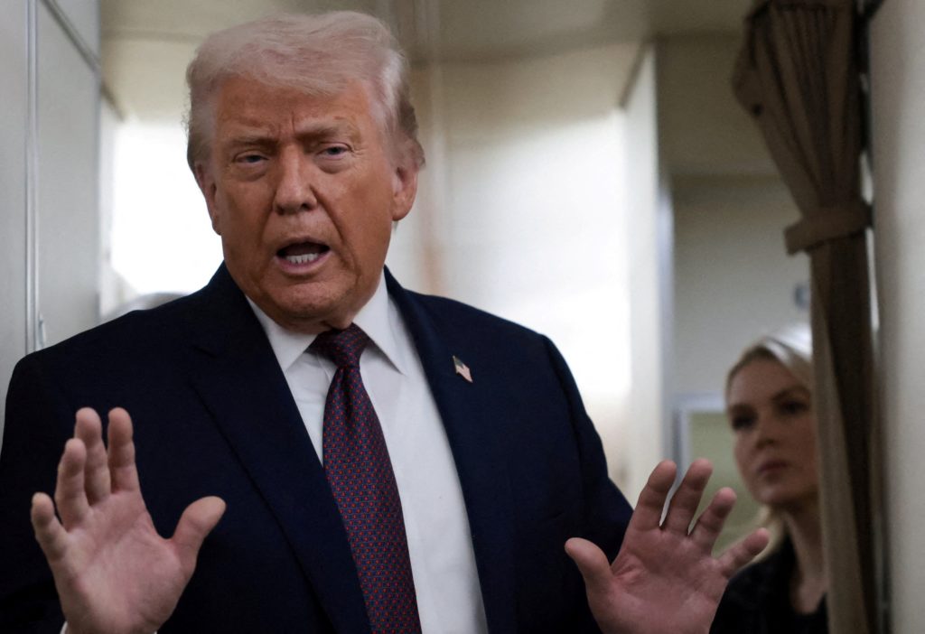 White House Reverses Course on Minneapolis Shooting After Bipartisan Backlash