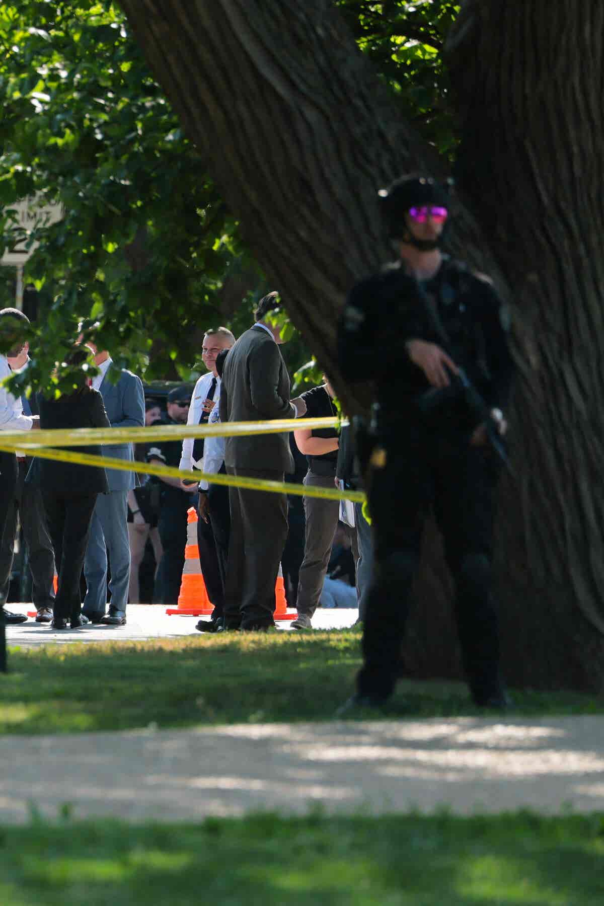 Secret Service Shoots Armed Man Near Washington Monument