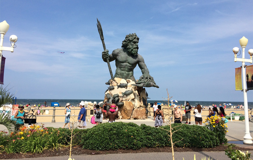 https://res.cloudinary.com/dbijv1zxz/image/upload/v1700972918/gh_S0004/virginia-beach-neptune-6365.jpg