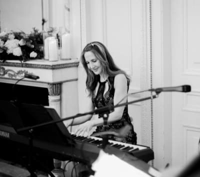 Gillian Berkowitz Pianist, Duo and Trio