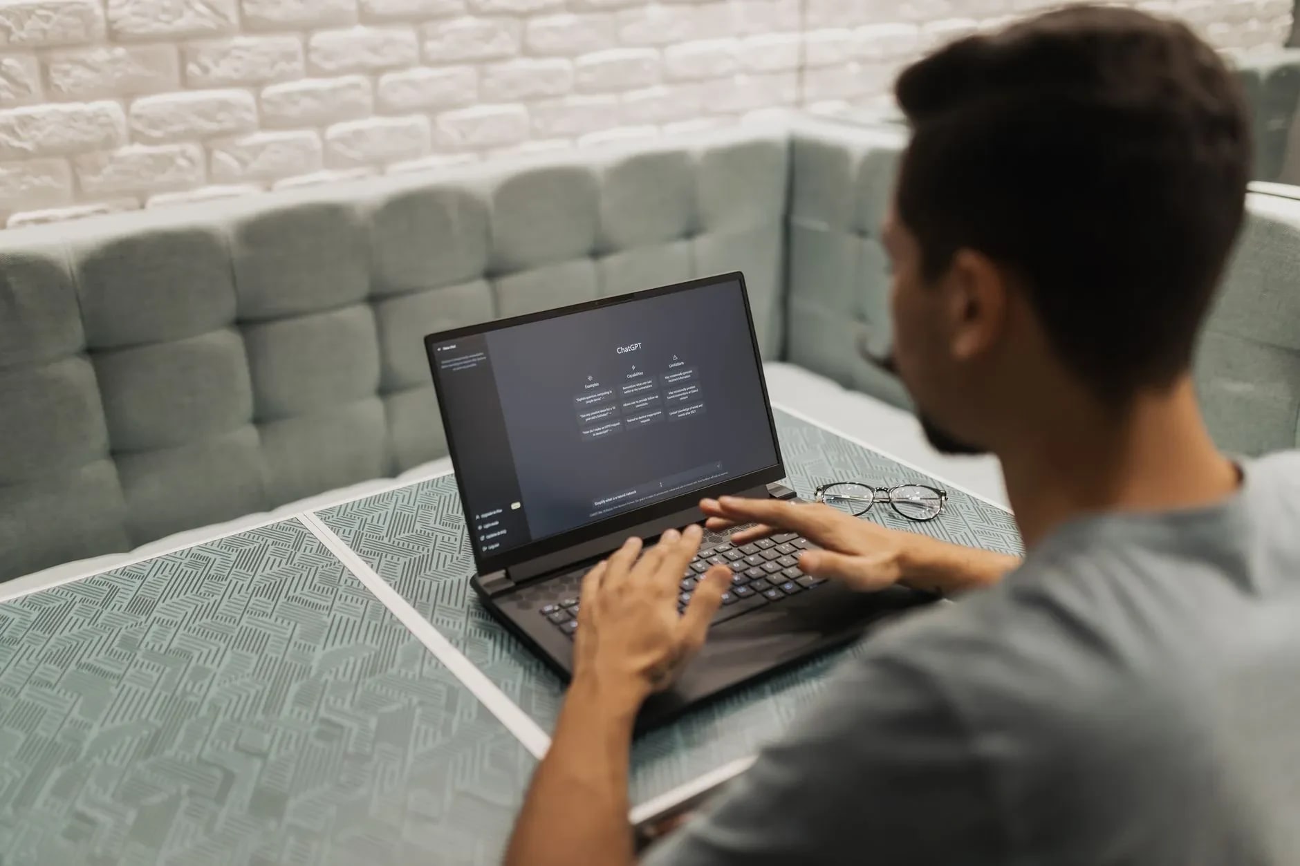 Why Your AI-Powered Website Isn't Converting Leads (And How to Fix It in 2026)