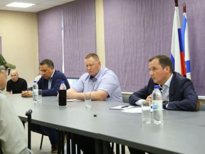 Александр Цыбульский провел в Няндоме прием граждан по личным вопросам