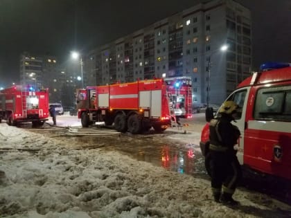 В Архангельске у автовокзала горело кафе