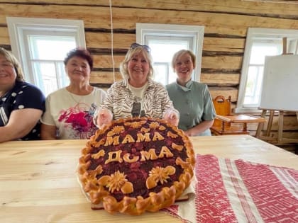 Мастерская для художниц с детьми «Мама дома» открылась в деревне Чакола Пинежского района