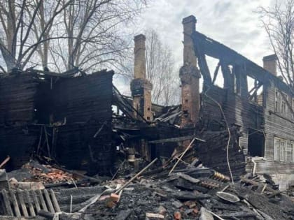 Архангельские следователи устанавливают причину гибели в пожаре 86-летнего пенсионера