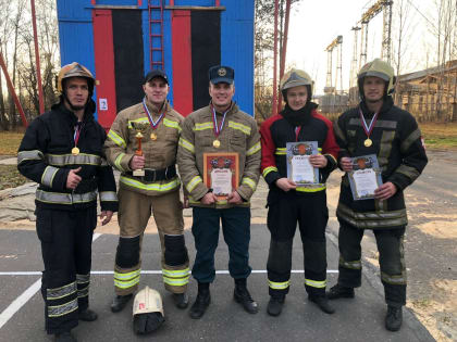 В Северодвинске прошёл открытый турнир по пожарному кроссфиту