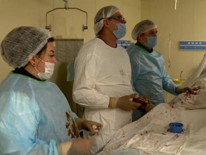 Хирурги Архангельской областной больницы провели уникальную операцию