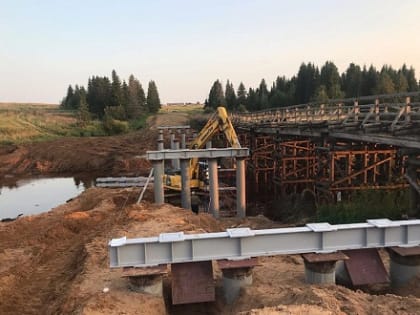 Под Мезенью ремонтируют мост через реку с названием Сова