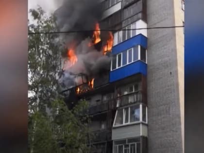 Сигаретный пожар в архангельской многоэтажке лишил жилья пять семей